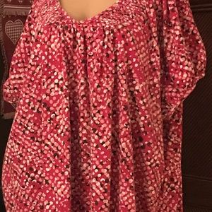 A smock top size 3X.